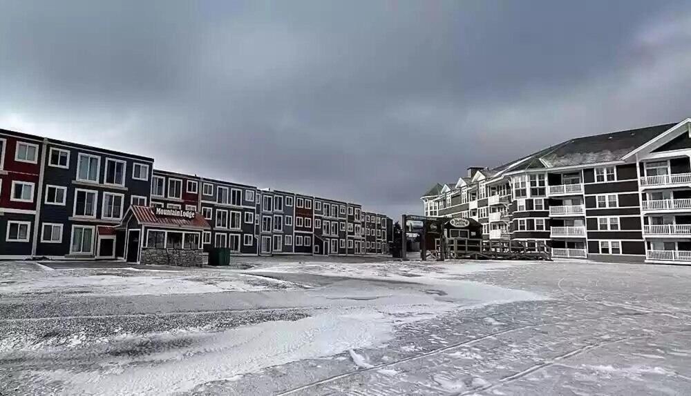 Enjoy The Long Range View, Ski In N Out Top Of The Mountain Condo Snowshoe Exterior photo